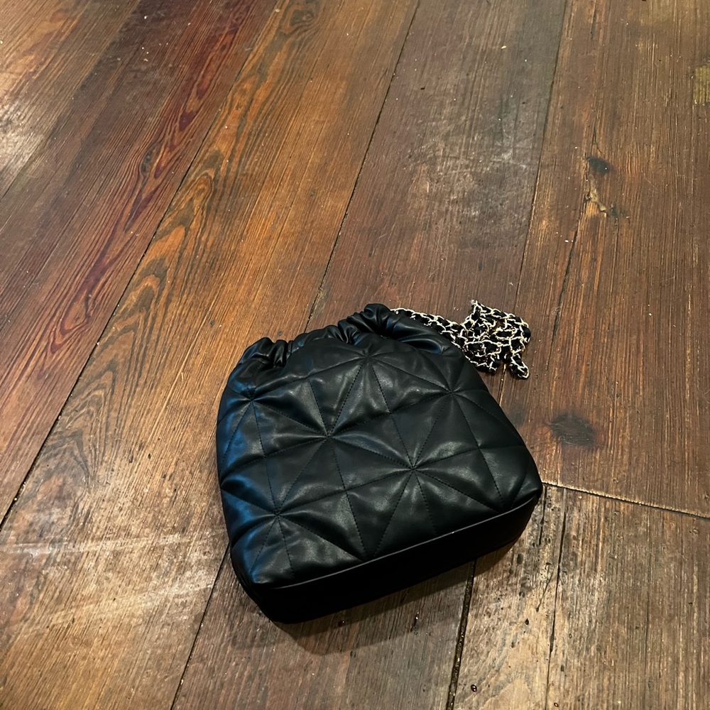 Black purse